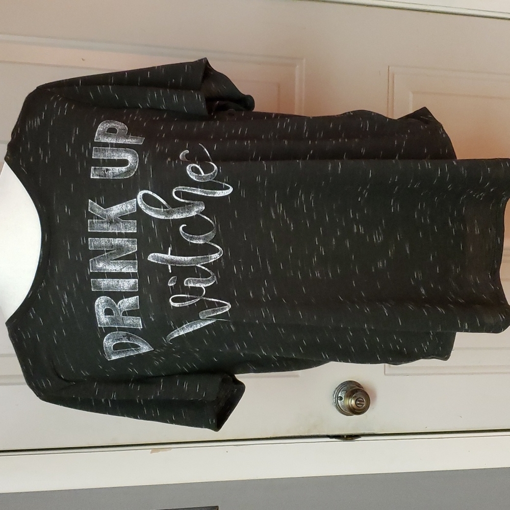 🎉HP🎉 NWT! Maurices "Drink Up Witches" size plus 0